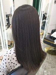 -MODEL'S HAIR