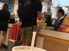 -麦当劳(轻轨曹杨路店)