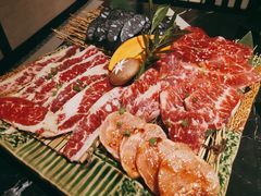 -山川小町·极番烧肉(新地假日广场店)