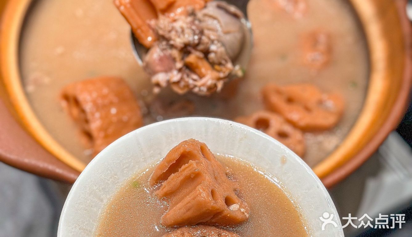 武汉天天坐满的小店，连吃了三天….