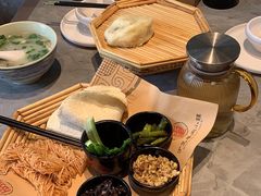 -丁里羊肉小镇(滨湖旗舰店)