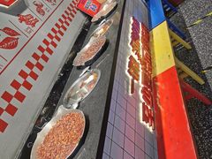 -喜悦小串丹东小黄牛海鲜烧烤大排档(民主广场店)