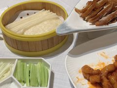 -悦色烤鸭店