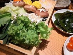 -呷哺呷哺(融创茂店)