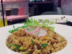 -樱花里音乐餐吧·牛扒椰子鸡(东圃店)
