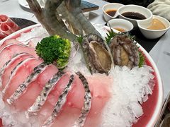 -红鼎豆捞·非遗鲍皇汤火锅(宝丰路店)