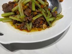 -老长沙湘菜馆(凤凰路店)