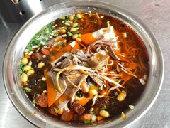 -老五鸡丝豆花面粉(瑞金北路68号院店)