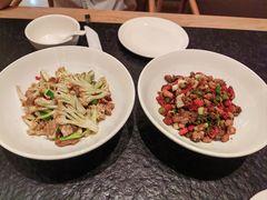 -鱼鲜饭香·招牌汽锅剁椒鱼头王