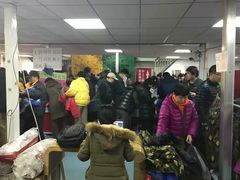 -探路者工厂店(宏福科技园店)