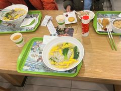 -老乡鸡(亳州路天庆大厦店)