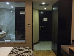 -北京A·C·Embassy酒店(三里屯工人体育场地铁站店)