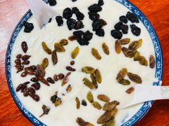 吉祥三宝-塔洛藏餐吧(香格里拉古城店)