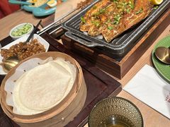 -耶里夏丽·丝路国际·新疆餐厅(浦东区东方路店)
