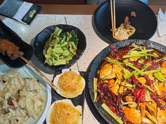 -沪小胖·小龙虾·蓝龙王(八佰伴店)