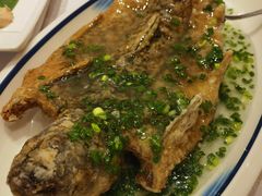 特色葱油飞鱼-岭南海晏楼(滨江东总店)