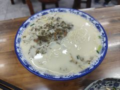 -雪琴面馆富安特色鱼汤面(城中花园店)