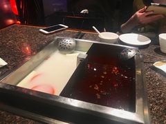 -皇城老妈·大连海鲜火锅(港湾店)
