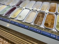 -MADO冰淇淋咖啡馆(淘金店)