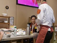 -海底捞火锅(宝龙广场夜宵主题店)