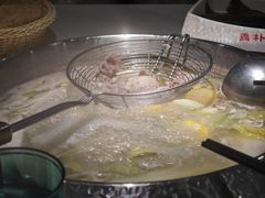 -浪里寻·臻牛养生牛肉火锅(方圆荟店)