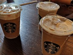 -星巴克臻选(南京金茂览秀城店)