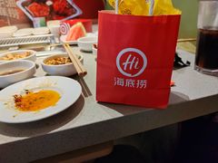 -海底捞火锅(新松江路生日主题店)