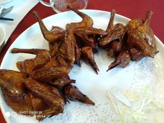 脆皮乳鸽-湛江菜.江南首席(昆山店)