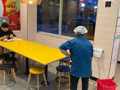 用餐区-麦当劳·得来速店(星沙大道店)