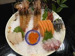 -万岛日本料理铁板烧(梅赛德斯奔驰店)