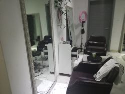 大厅-艺时·漂发·染发·蛋白护理店