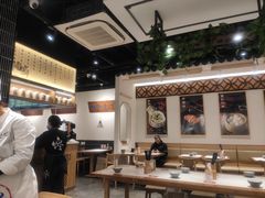 大堂-馋三尺蟹粉小笼(人民广场店)