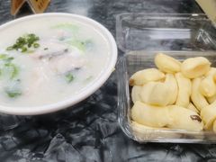 -燊意布拉肠云吞面(中山四路店)