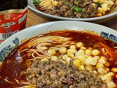 -丁丁猫重庆小面(徐州路店)