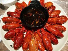 -巴厘龙虾·榜首油焖大虾(音乐学院·沿江酒馆店)