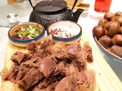 -巷子里小酒馆(繁荣路店)