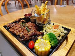 -麓椿花园西餐厅(海乐世界店)