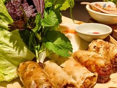 -大头虾越式风味餐厅(光明广场店)
