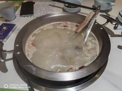-马家斑.鲜鱼火锅(松湖万科店)
