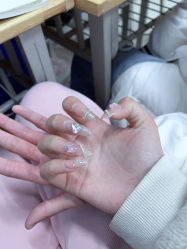 -赢韵美甲美睫瑞士净斑中心