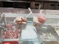 -VENCHI 闻绮(上海佛罗伦萨小镇店)