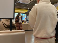 -麦当劳(轻轨曹杨路店)