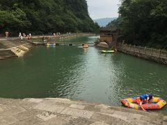 -重庆神龙峡漂流