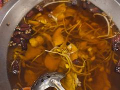 -鑫巴蜀小镇 · 水煮鱼专研店(玉桥店)