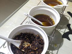 桌上调料-老仓醋米线春城店(春城路店)