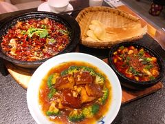 -万重锦·人文川菜馆(骡马市店)