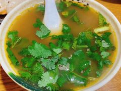 -黄阿姨锅贴大王(万航渡路店)