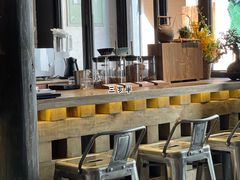 大堂-Metal hands·铁手咖啡