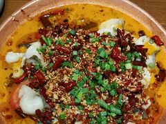 -云海肴·汽锅鸡·云南菜(天山百盛优客店)