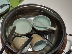 -洪氏嗨捞·猪肚鸡火锅(阳光天地店)
